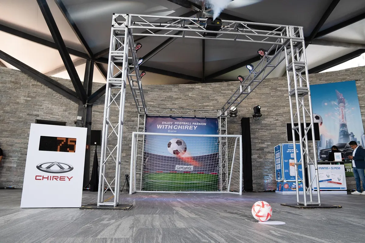 FAN FEST CHIREY 30
