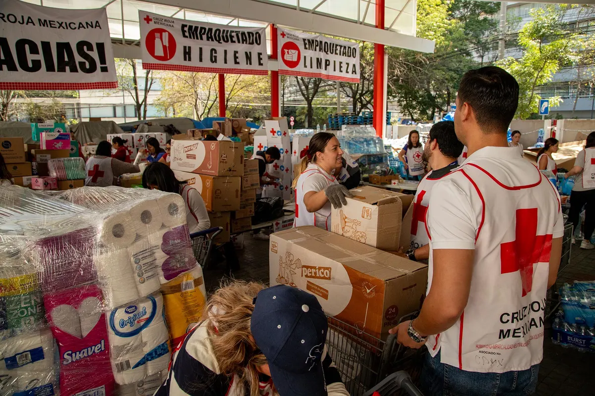 CRUZ ROJA DONATIVOS 8