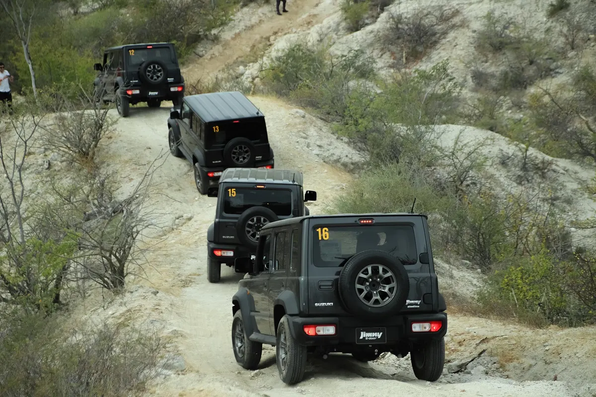 JIMNY 5-DOOR LOS CABOS 10
